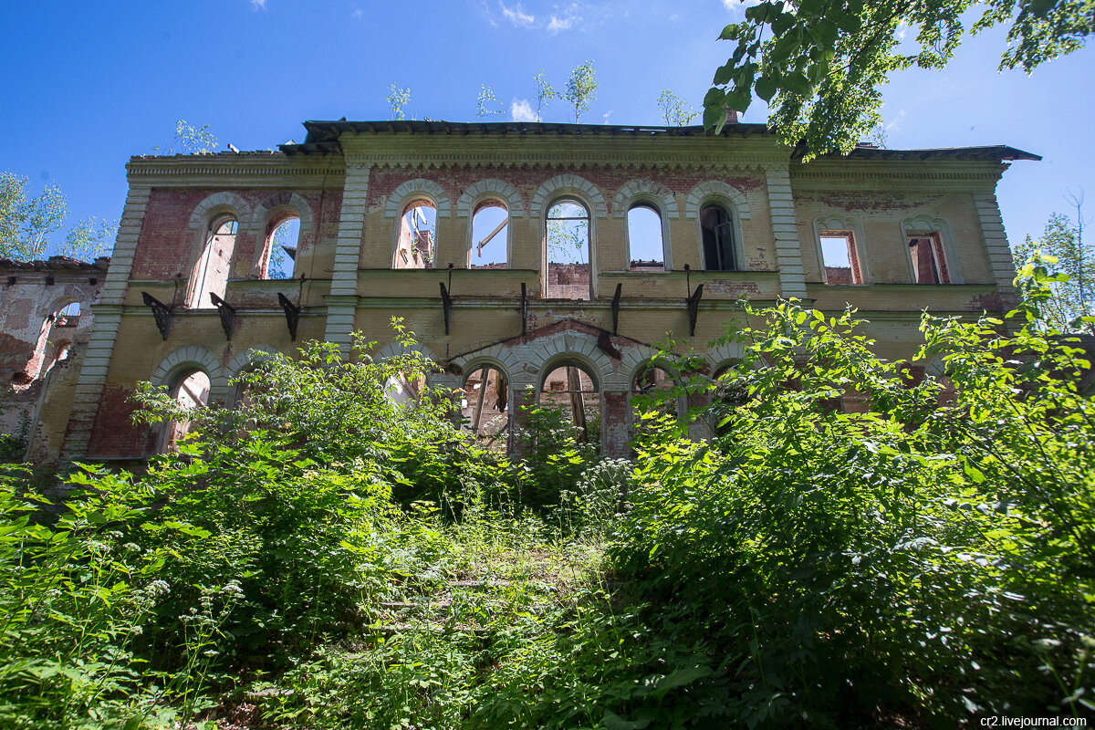 "Смоленский Петергоф" - усадьба Шереметевых Высокое. Смоленская область (ещё 1 фото)