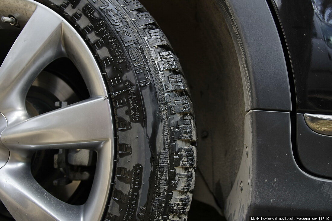  1.
Пытался очистить водой - результат нулевой

