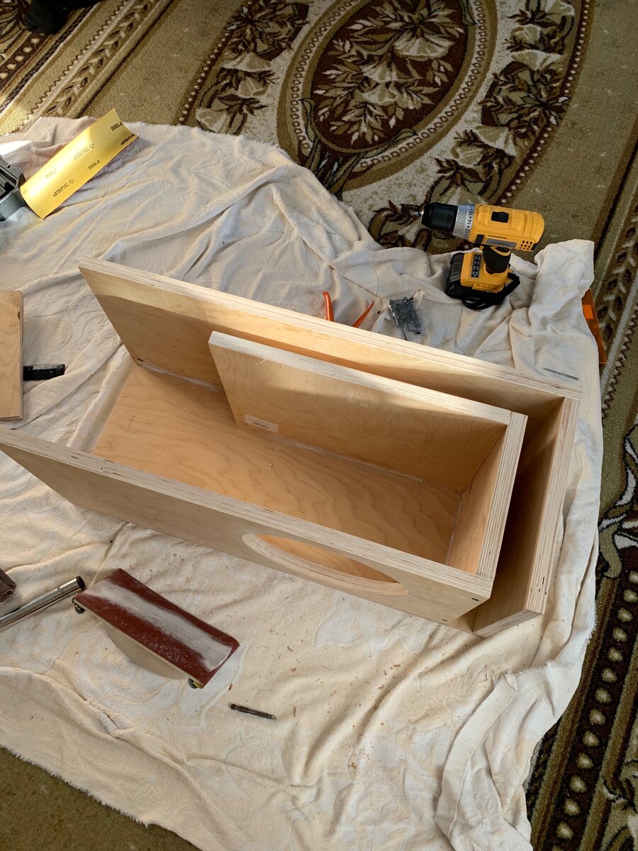 Процесс сборки короба. 