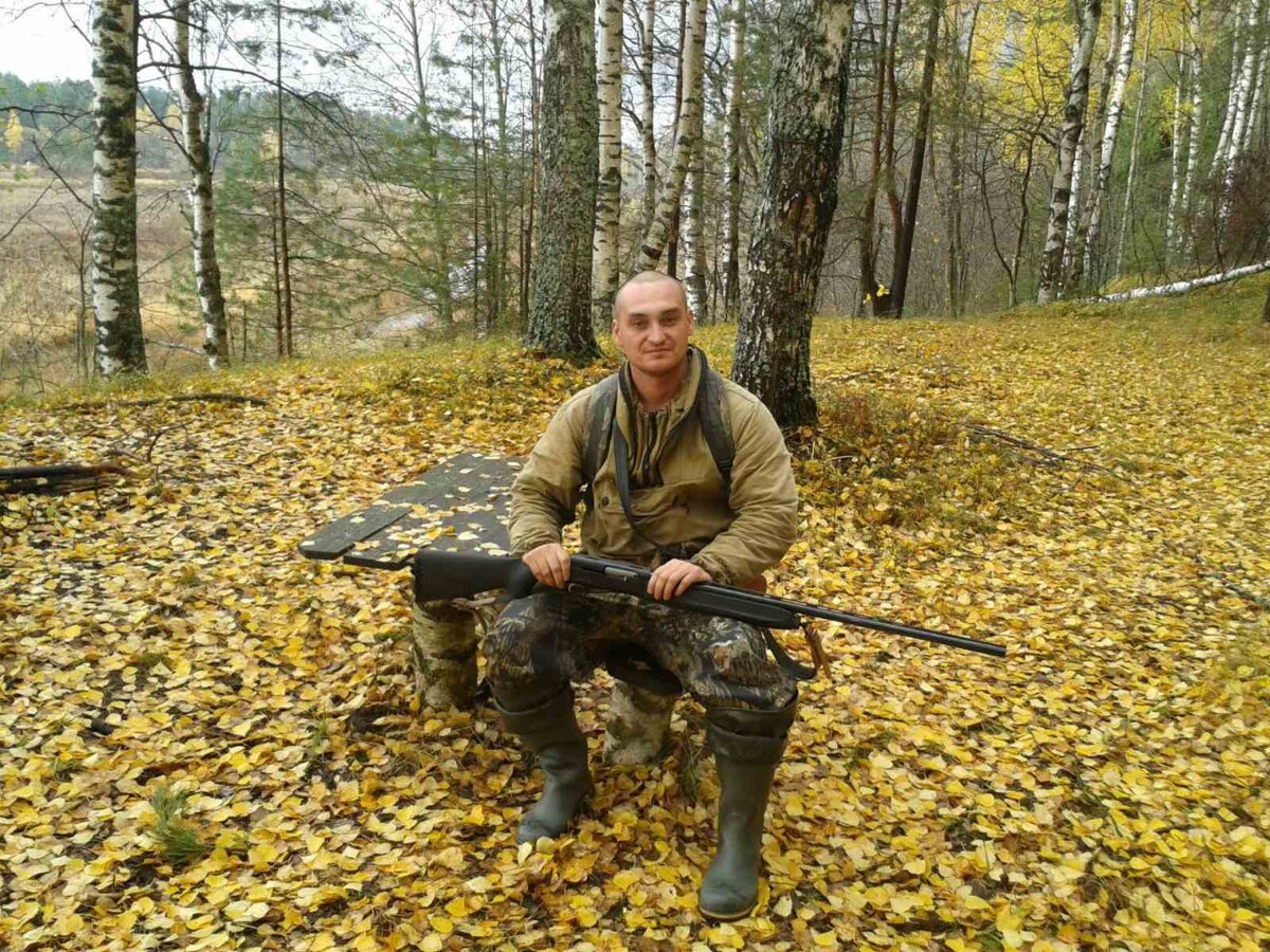 на фото автор канала.