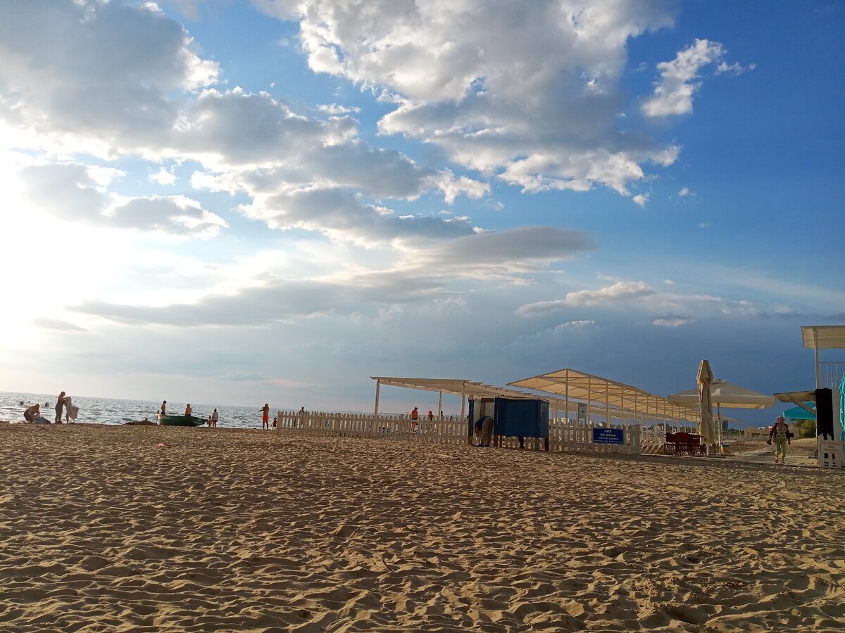 Море, теплый песок, что может быть лучше?