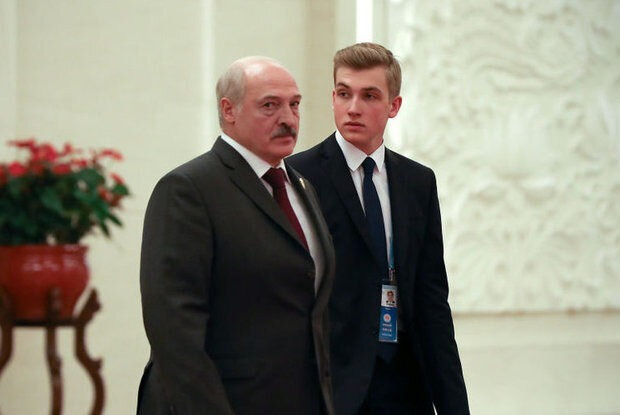 АЛЕКСАНДР ЛУКАШЕНКО С СЫНОМ НИКОЛАЕМ