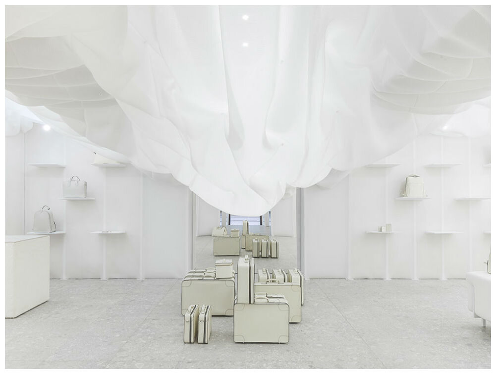 Фото:// Журнал Observatorio de Tendencias del Hábitat 2020 © Valextra Milán, Italia © Snarkitecture
