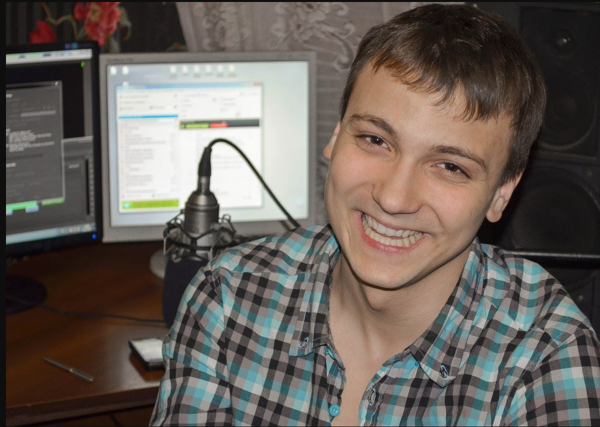 Денис Детров