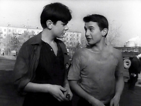 Никита Михалков и Николай Томашевский. Кадр из фильма «Приключения Кроша»