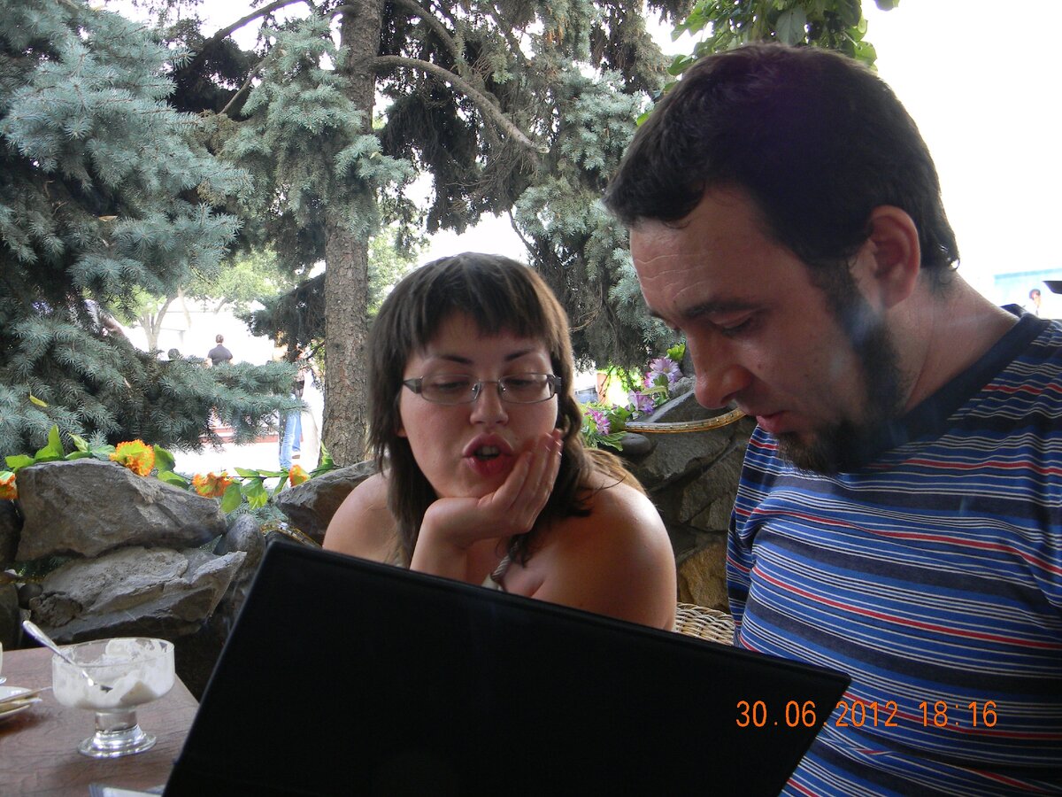 Дольше всего мы прожили в Ростове - два раза по четыре года с перерывом на год в Москве. 