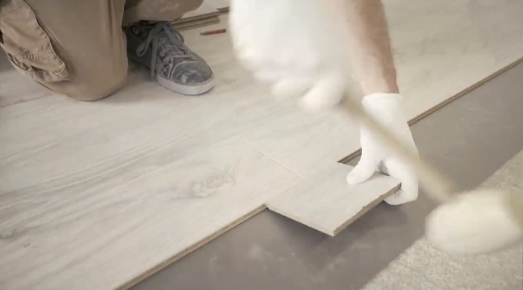 Не бейте молотком по замку