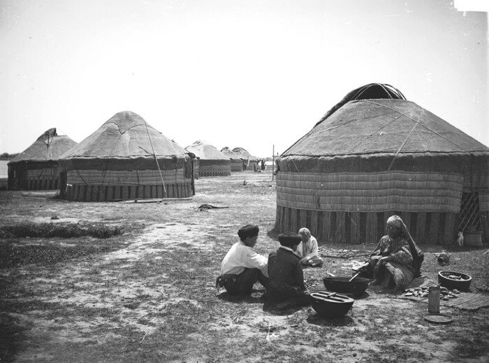 Ногайская Кибитка юрта. Ногайцы Астрахани юрта. Кибитки ногайцев.