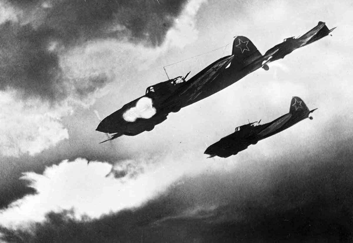 Фотография, использованная для оформления обложки последней книжки Каманина 