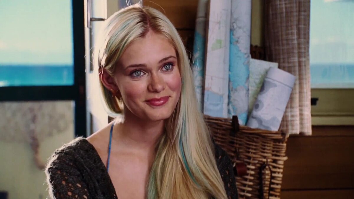 Фото: кадр из фильма "Аквамарин"