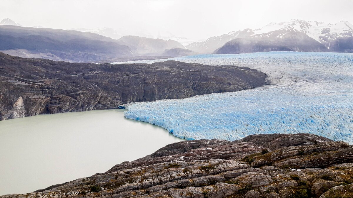 Верхний "коготь" лапы ледника Грей"