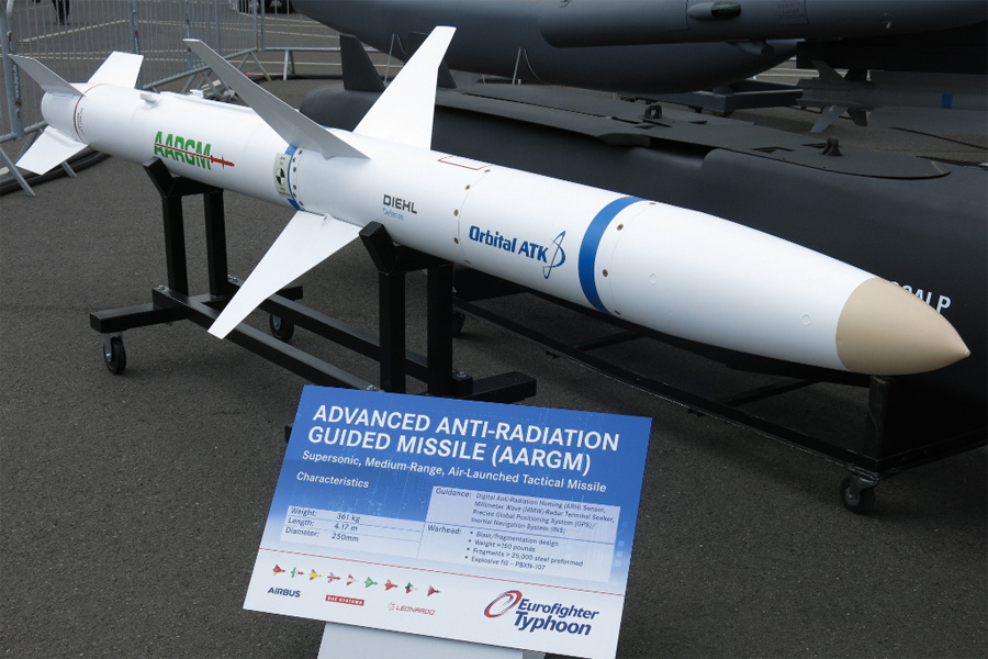 Авиационная ракета AGM-88G AARGM-ER для ВМС США