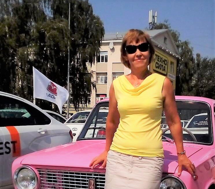 Автопробег в Рязани - я у ретро автомобиля "копейка"