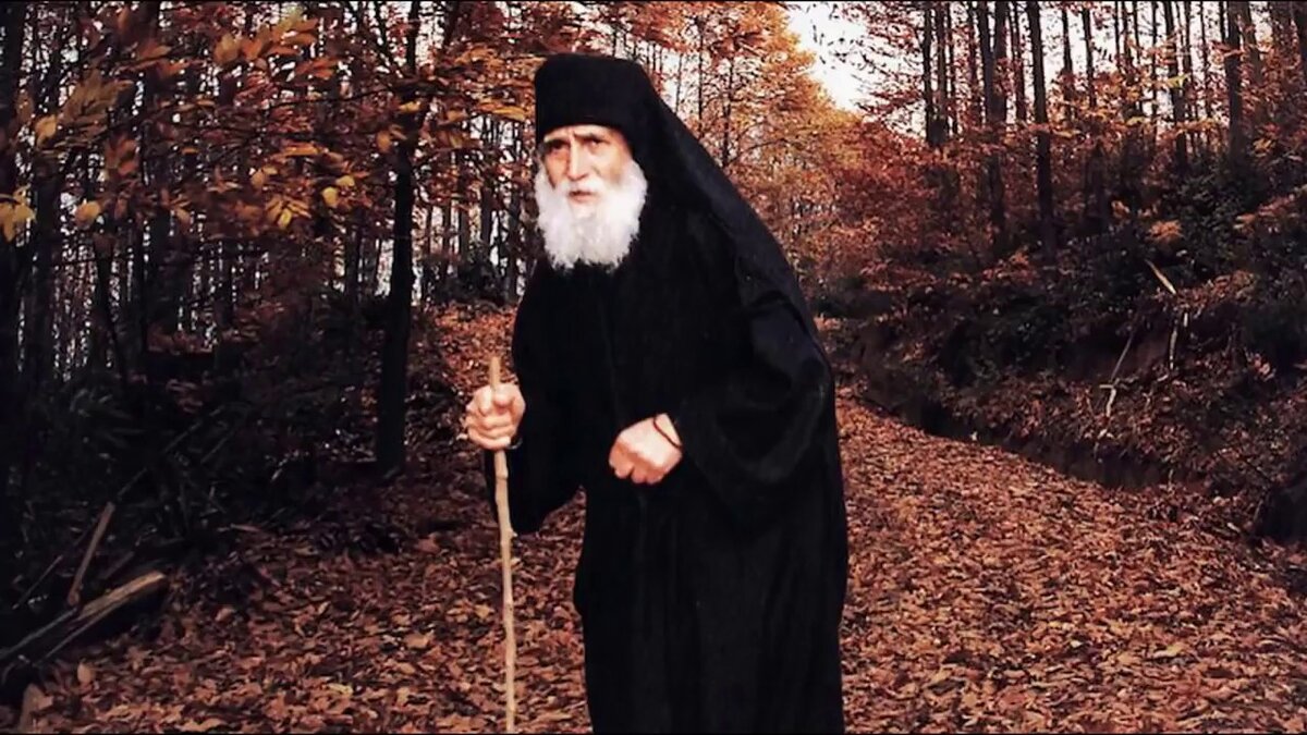 Читайте книги преподобного Паисия Святогорца в переводе издательства "Орфограф"