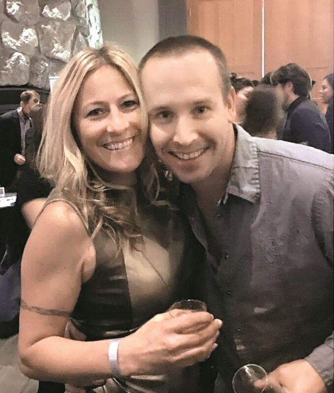 Казалось, Дэн был счастлив с Кэри, но Памела легко разрушила эту ячейку общества. Фото: Инстаграм