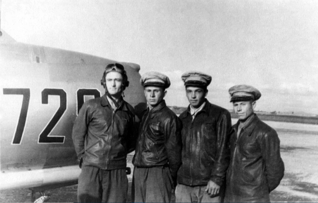 12 апреля 1951. Советские летчики в корейской войне.