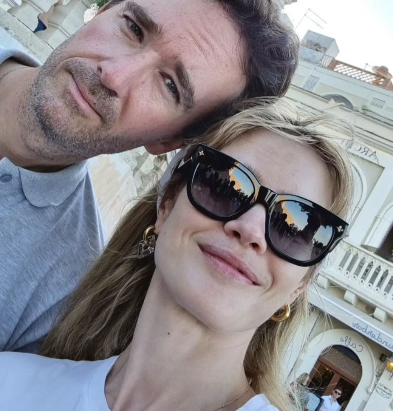 Фото из Инстаграма модели