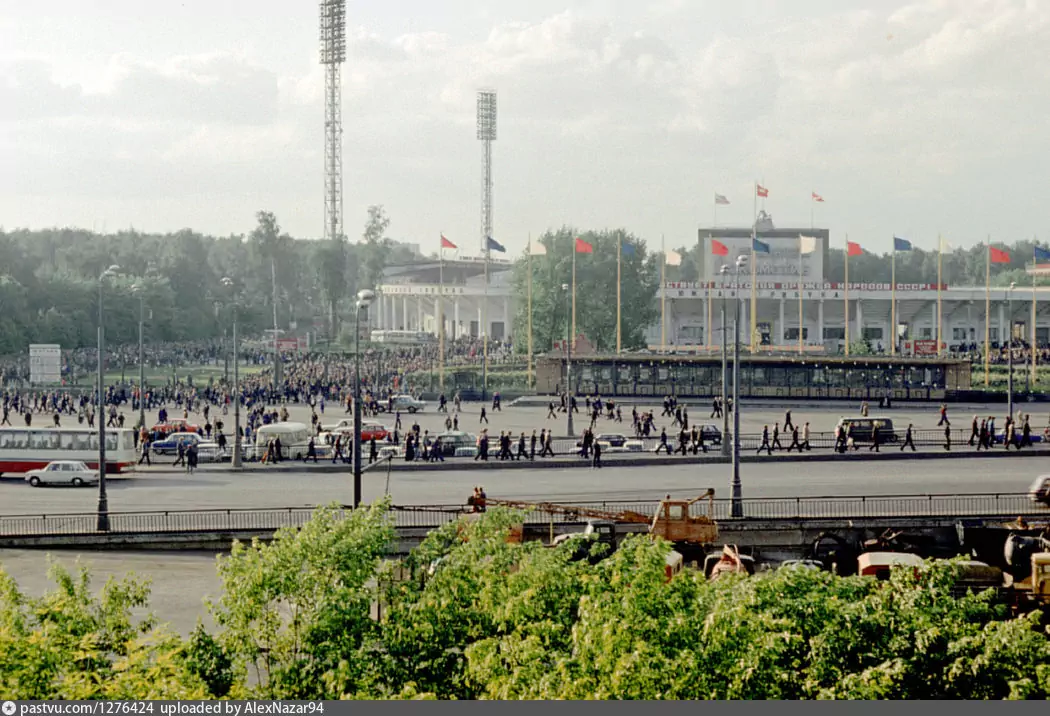 Стадион "Локомотив", 1978 г. Подпись на вотермарке: uploaded by AlexNazar94.