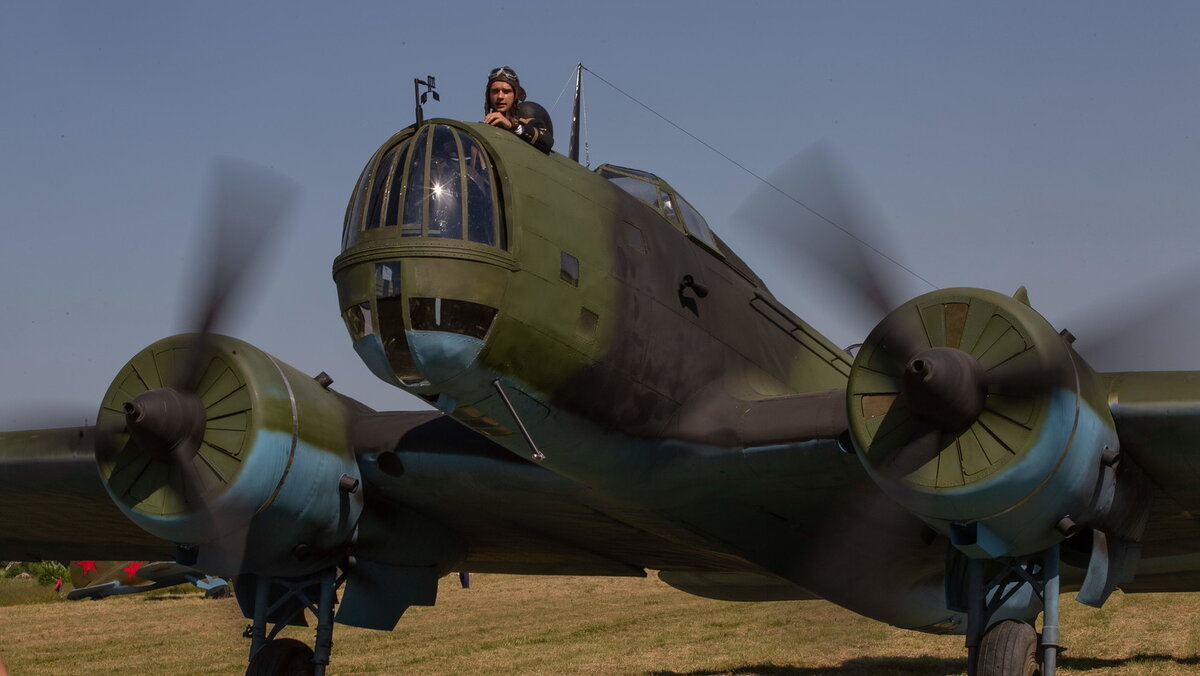 Кадр из кинофильма "1941. Крылья над Берлином"