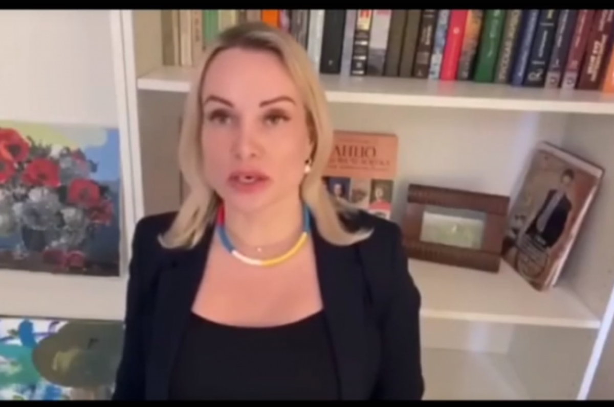    Экс-редактора Первого канала Овсянникову оштрафовали за дискредитацию ВС РФ