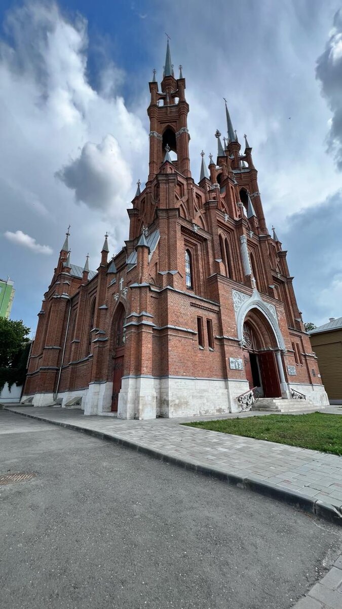 Католическая церковь святого сердца Иисуса Христа