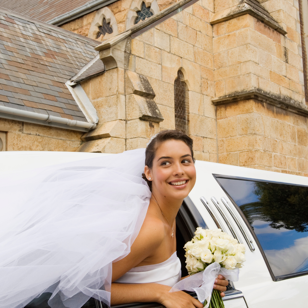 Лимузин для невесты на свадьбу