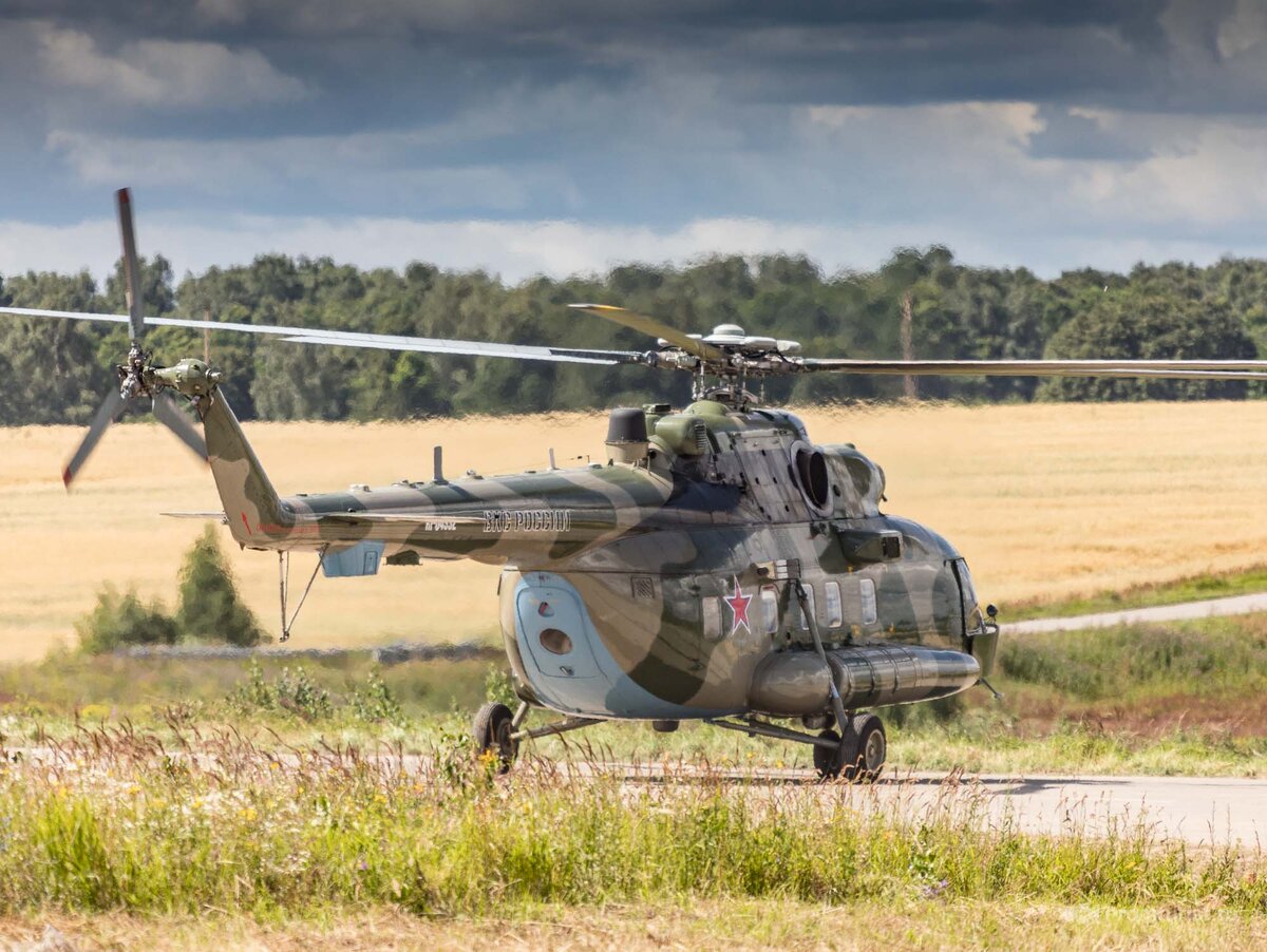 Ми-8АМТШ. Тот самый «Терминатор» на котором летает командующий ВДВ A.Н. Сердюков ???