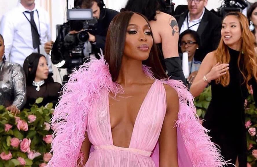 Наоми Кемпбелл, 50, из клуба одиноких сердец