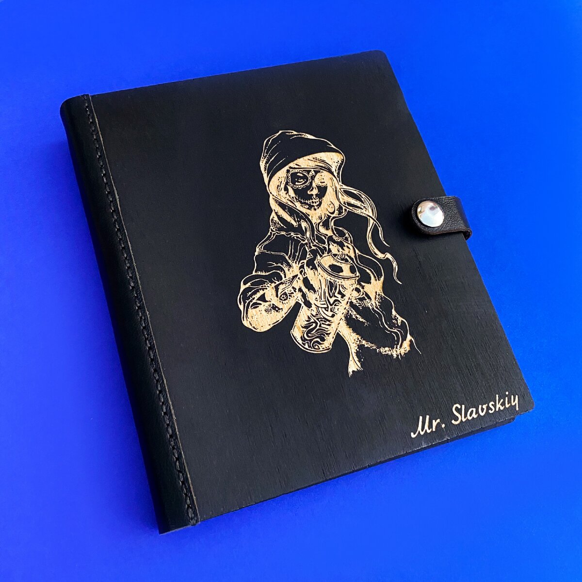 Ежедневник в деревянной обложке