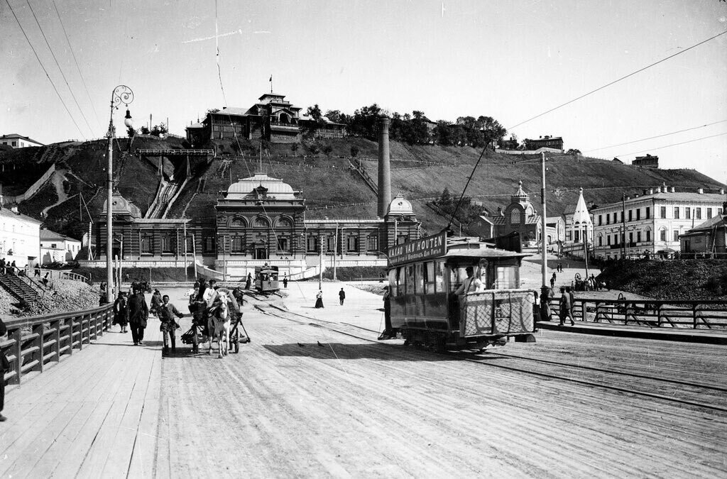 Первый электрический трамвай в Императорской России