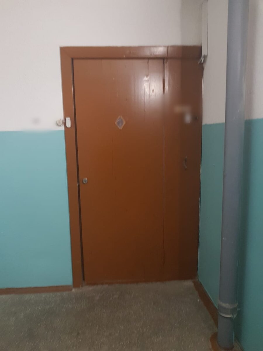 Давно хочу поменять старую входную дверь, но боюсь. Расскажу случай со ...