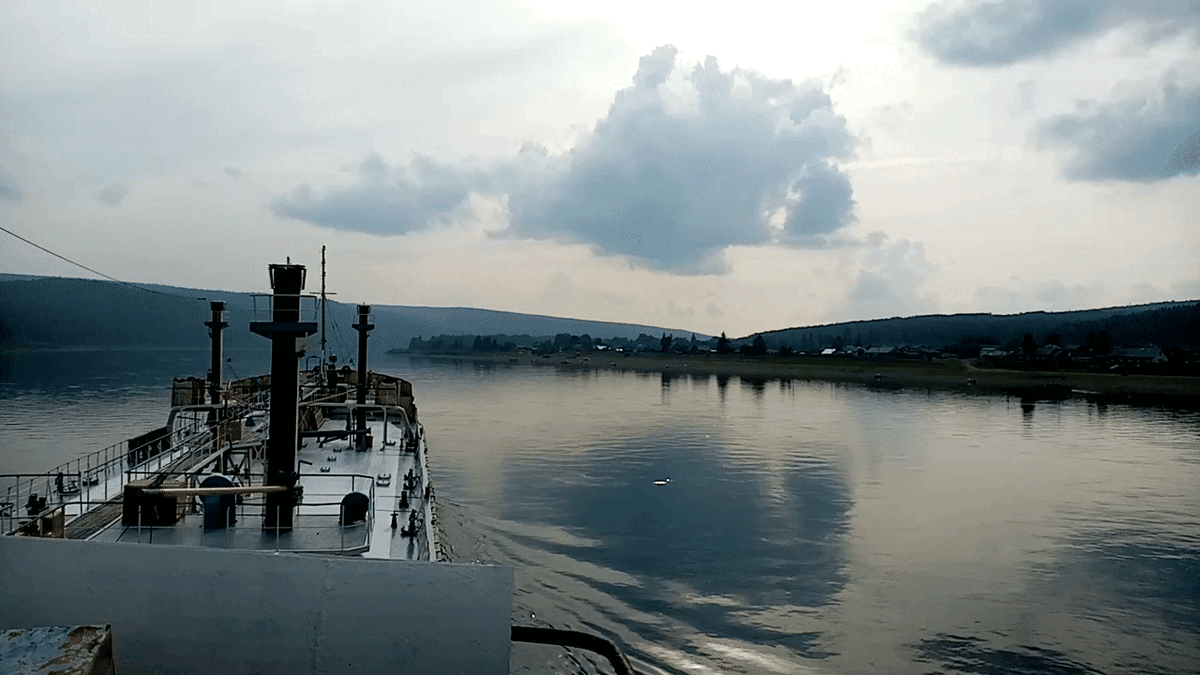 Танкер "Ленанефть-2031", река Лена. Иркутская область. Июль 2020г. Снято Сергей Урядников