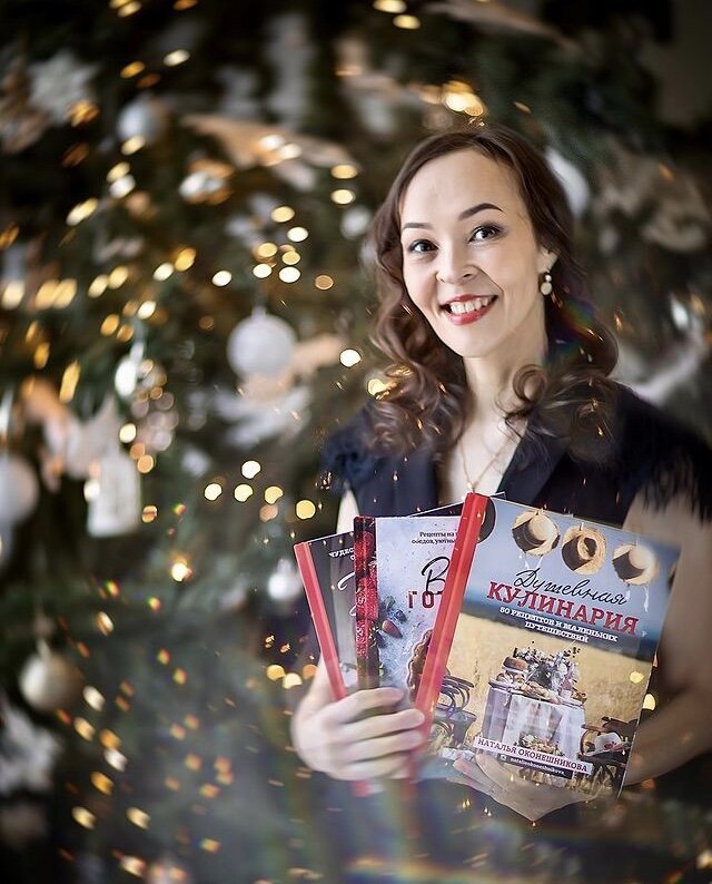 Фотографии взяты из Инстаграм https://instagram.com/natalieokoneshnikova_?igshid=kdu3osgev13t