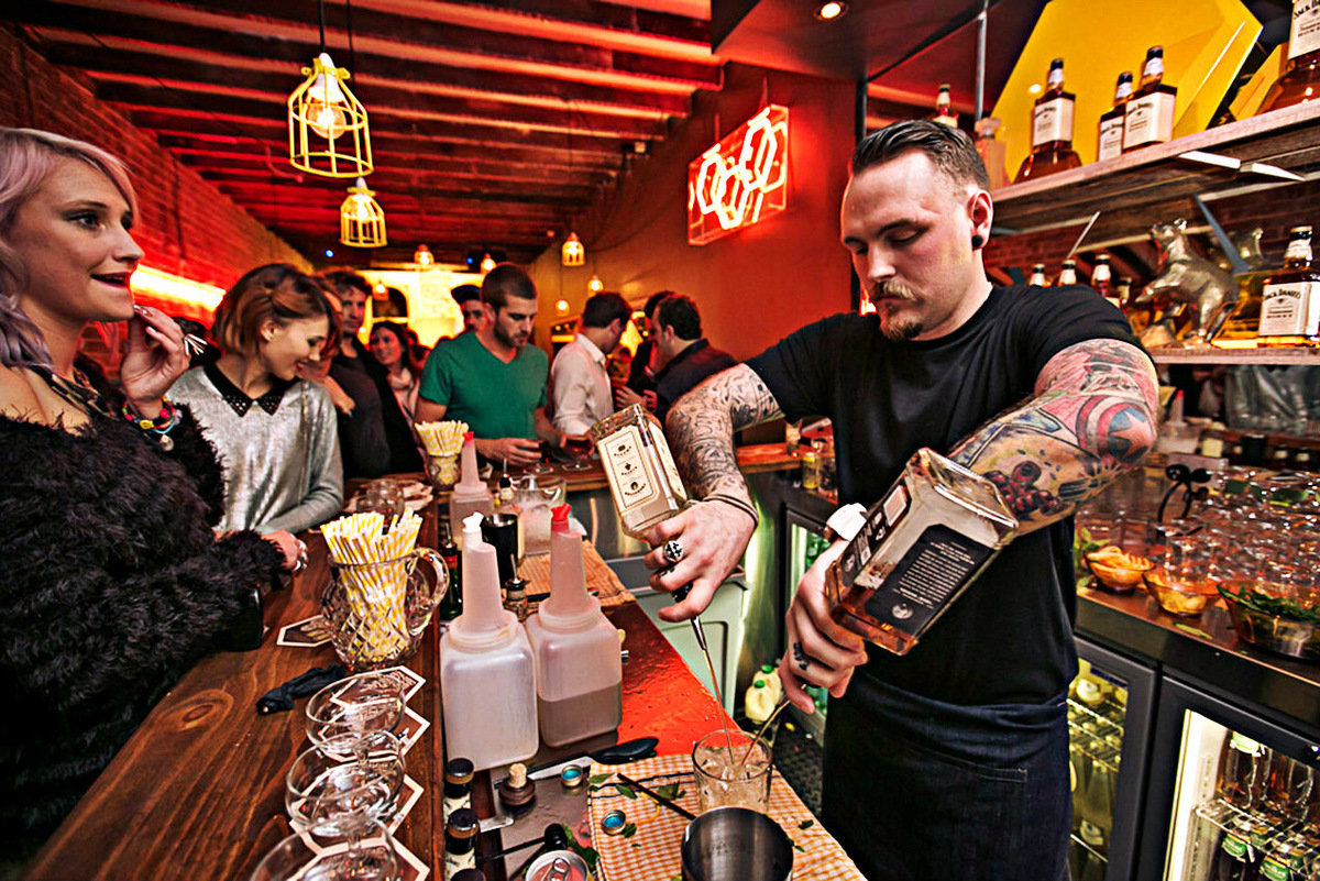 шумное мероприятие