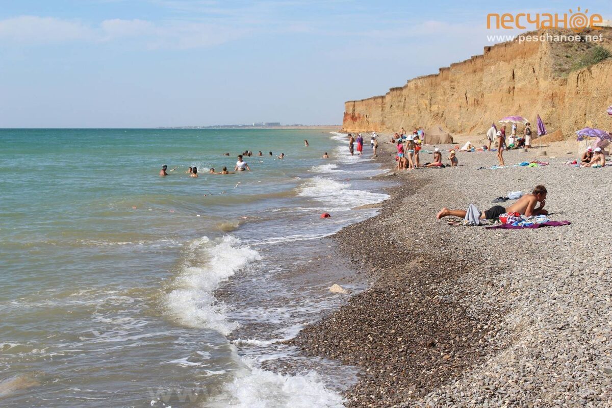 Песчаное, дикий пляж-фото из интернета