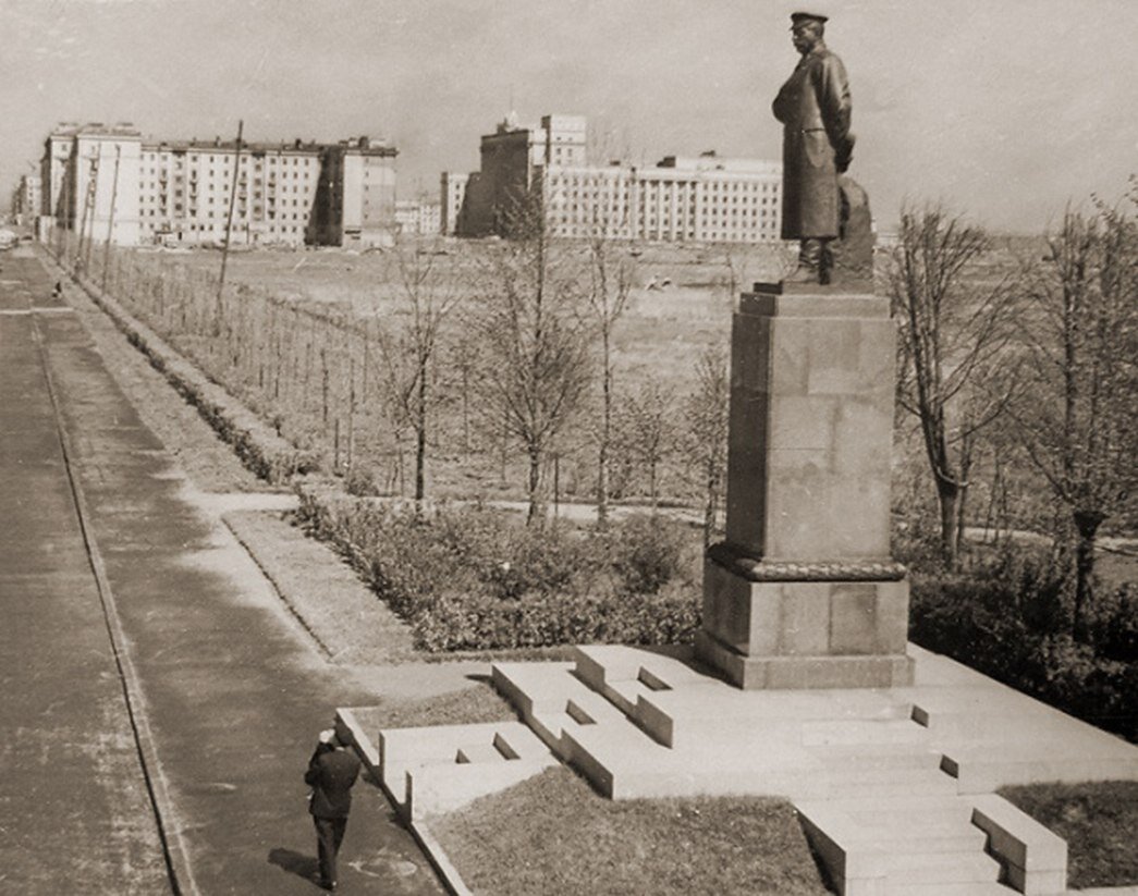 площадь победы старые