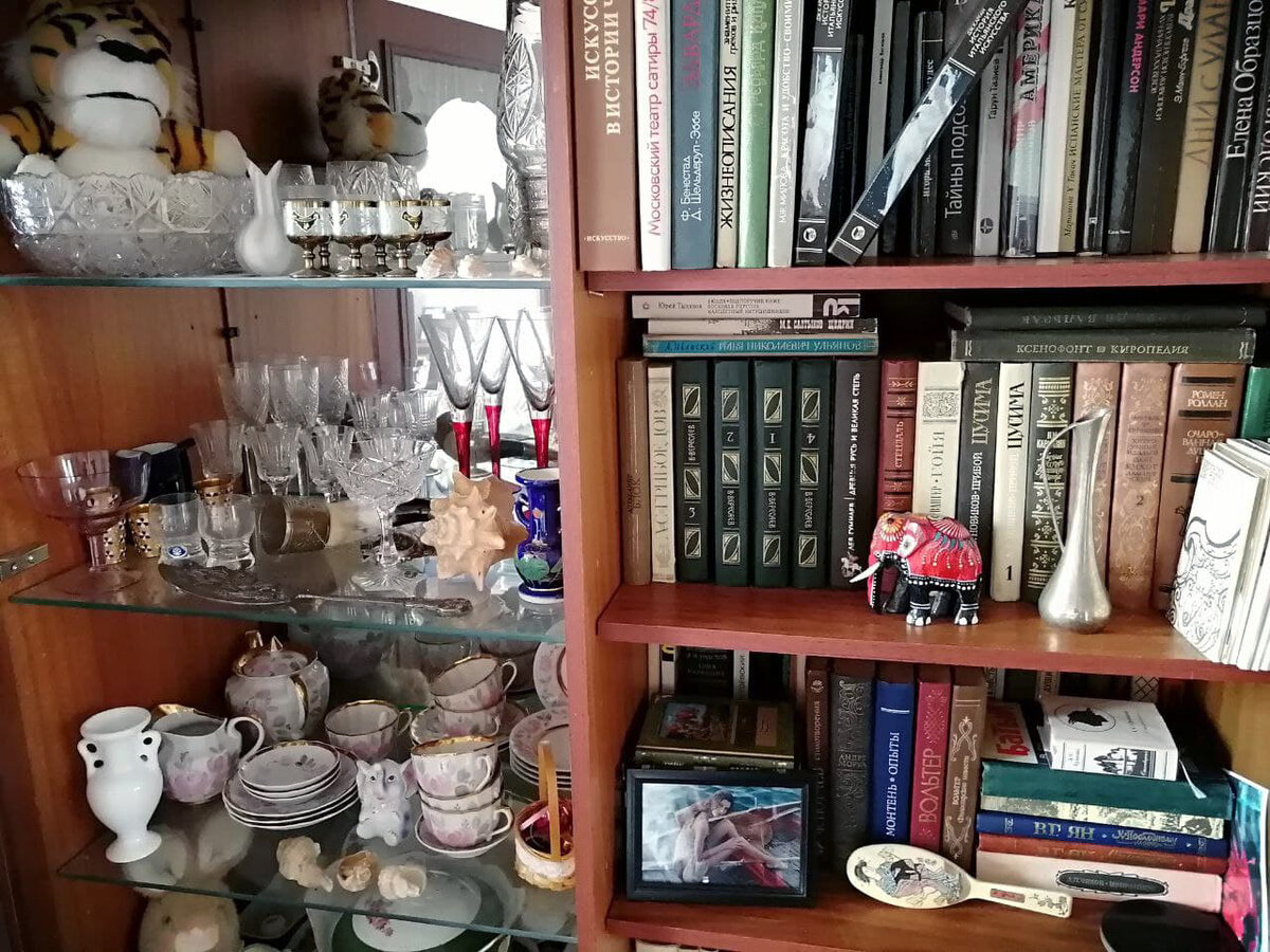 Не побоюсь смелого утверждения: фамильный хрусталь "для особых случаев" есть в каждой семье у тех, кому за 45 