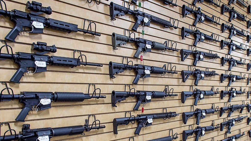 Основа благополучия американского оружейного рынка – Black Gun («чёрное оружие»), представляющее собой вариации на тему боевых образцов или таковым являющееся