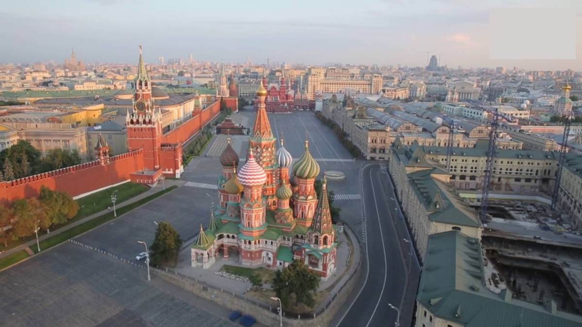 Площадь большой москвы. Храм Василия Блаженного красная площадь. Храм Василия Блаженного Москва сверху. Московский Кремль Москва с высоты птичьего полета.