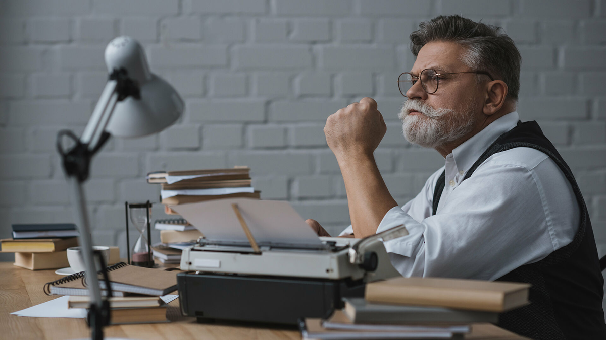 дюплекс 2003. как называют людей 50. дэнни де вито дюплекс. как называют людей 50. люди профессия название.