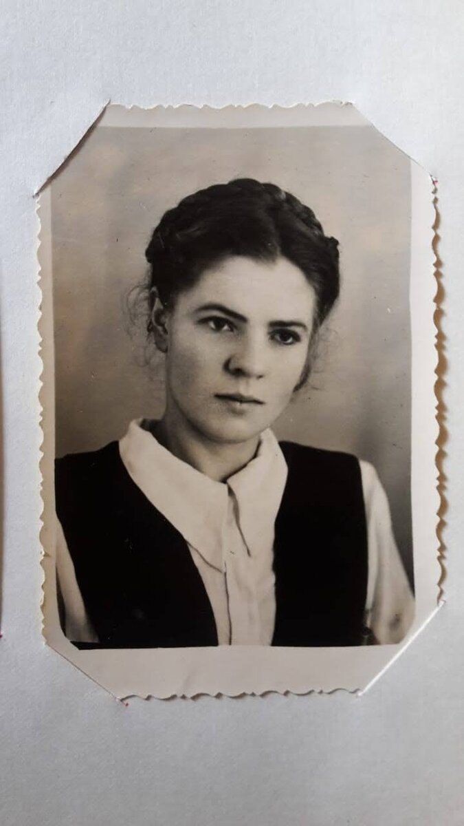 Это внучка дедушки Вера Половцева