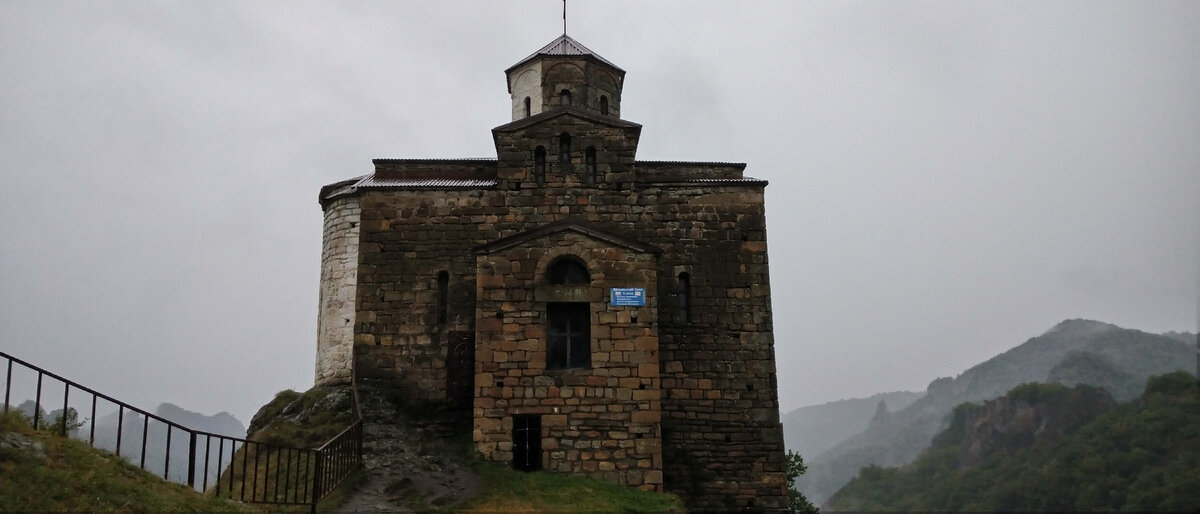 Шоанинский храв в Карачаево-Черкессии