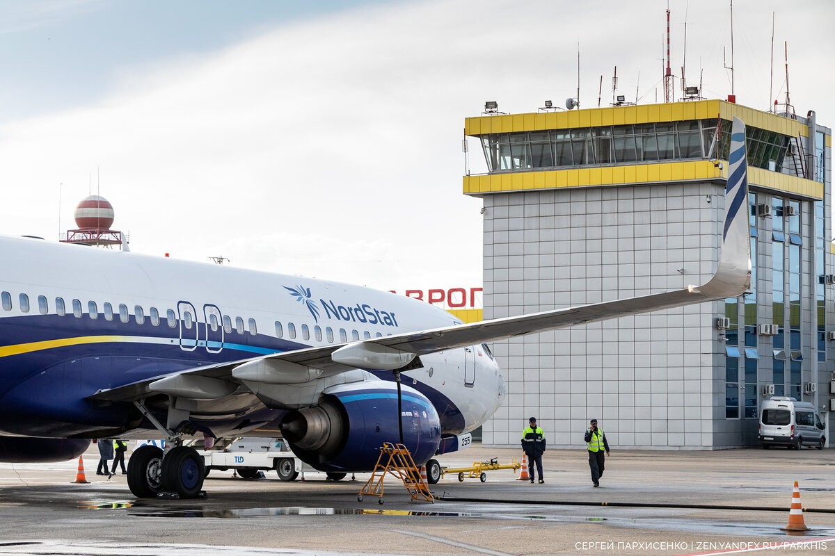 Открыт ли аэропорт в краснодаре 2024. Самолет Екатеринбург Ставрополь. Полет Ставрополь Питер.