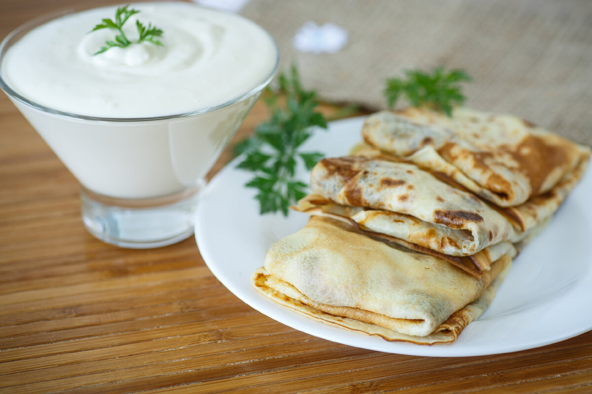 БЛИНЧИКИ НОВОГОДНИЕ САМЫЕ ВКУСНЫЕ. Блинчики с мясом. Блинчики к праздничному столу. #арусякавказ