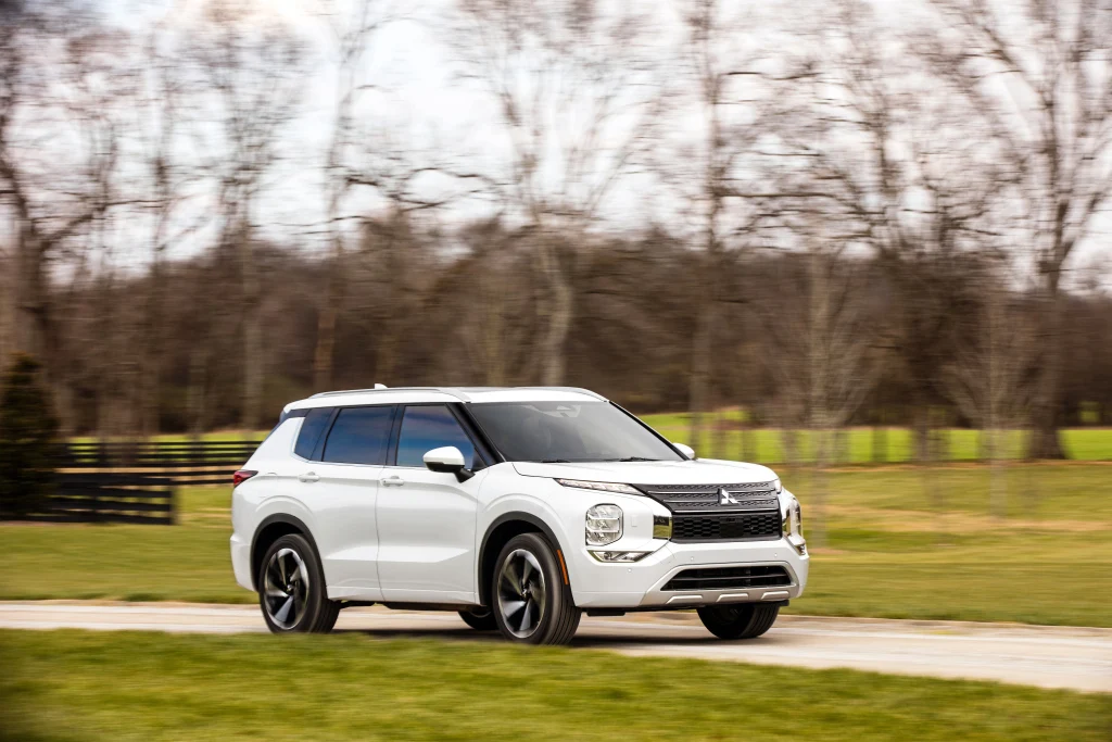 MITSUBISHI OUTLANDER 