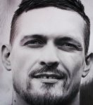 1Александр УсикСтрана: Украина
Возраст: 35 лет
19-0, 13 KOЭкс-абсолюту крузервейта хватило трёх поединков для того, чтобы выйти в лидеры хэвивейта. Ещё бы, ведь в очередном выездном противостоянии повержен объединённый чемпион мира Энтони Джошуа. Проигравший активировал пункт о реванше и размышлял о том, чтобы на время отойти в сторонку и дождаться боя за звание абсолютного чемпиона мира между Усиком и Тайсоном Фьюри. Не срослось. Похоже, теперь от реванша никуда не деться – он состоится 20 августа в Саудовской Аравии.