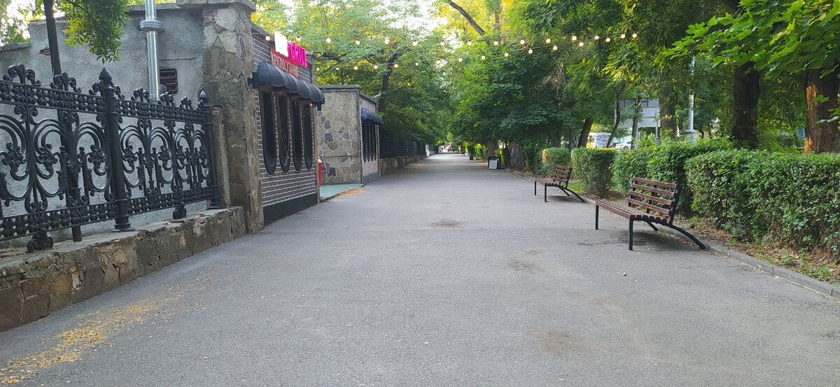 одна из улиц Таганрога