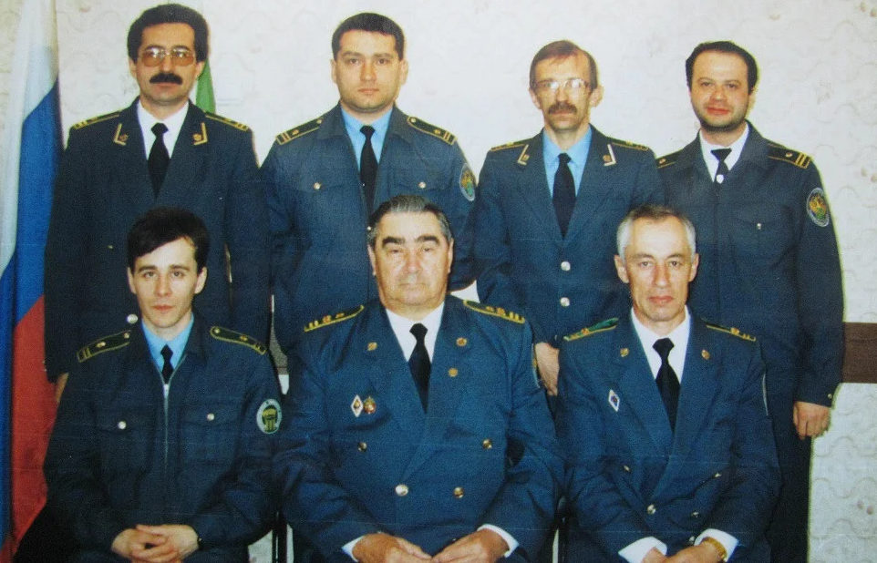 Таможенники 90-х