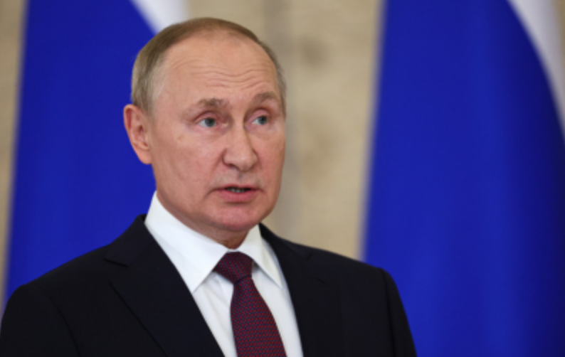 Путин призвал оценивать уезжающих из России в правовой плоскости