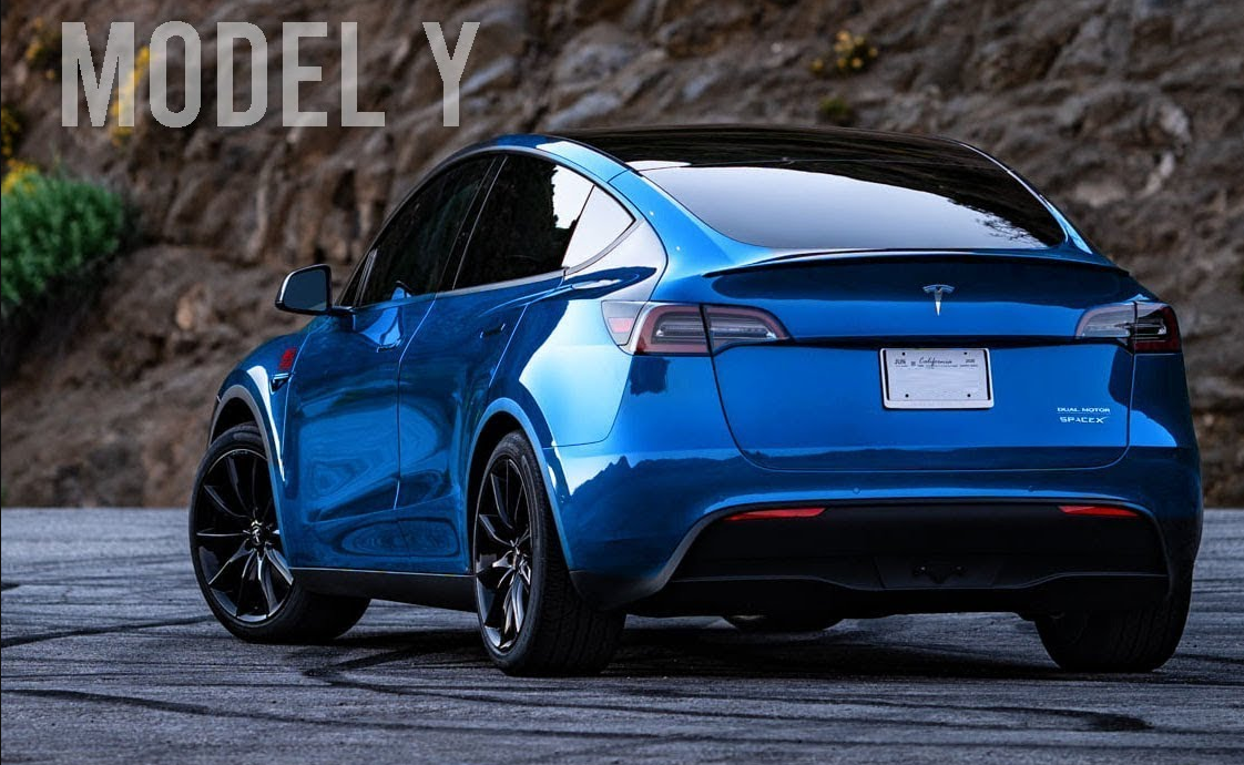 У Tesla Model 3 также был неплохой месяц: в сентябре было поставлено 3878 автомобилей (на основе регистрационных данных, опубликованных KBA). 
Сможет ли Тесла выполнить план продаж в Германии
Даже с учетом отличного сентября, общее количество проданных электрокаров от Тесла в Германии пока не дотягивает и до 39 000. Т.е. автопроизводителю потребуется продать за четвертый квартал больше, чем за три предыдущих, чтобы достичь заявленной цели в 80 000 штук.
Это звучит как полеты на Марс не очень реалистично,  но производство на Gigafactory Berlin могло бы существенно помочь в достижении этой цели.

Недавно Tesla сообщила, что производство увеличилось до 2000 автомобилей Model Y в неделю. Ожидается, что в 4 квартале это число продолжит расти, и значительный процент этих автомобилей останется в Германии.

Немецкий рынок по-прежнему получает автомобили Model 3 и Model Y от Gigafactory Shanghai, и, возможно, впервые за долгое время на нем появятся новые автомобили Model S.